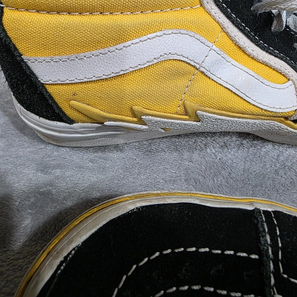 Vans Sk8 Hi Black And‎ Yellow Lightning Bolt Mens Size 7/ Womens Size 8.5